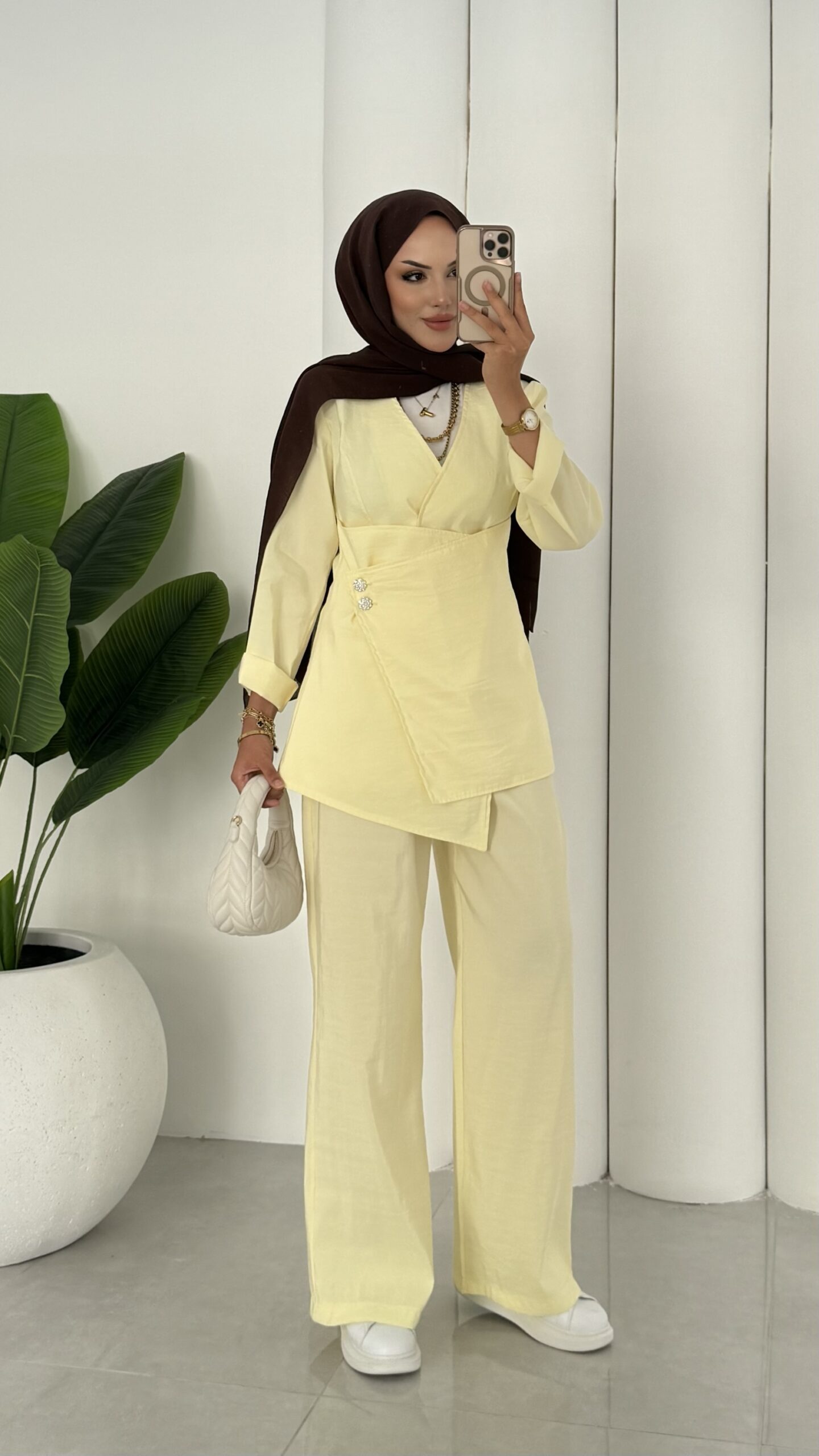 img_5967.jpeg Fashion Premium Taşlı İkli Takım - Sarı - Görsel 1