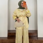 Saten Desenli Tüylü İkili Takım - Sarı